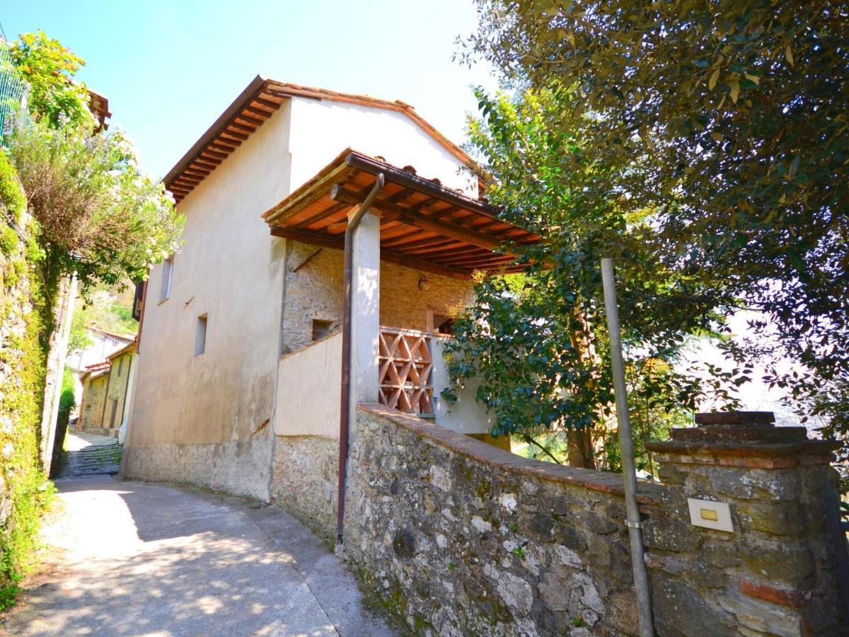 Belvilla By Oyo Camelia Pescaglia Exterior foto